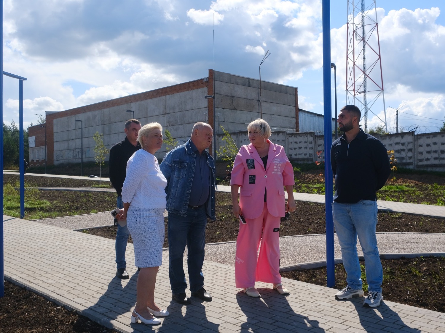 О результатах осуществления депутатского контроля за ходом работ по благоустройству.