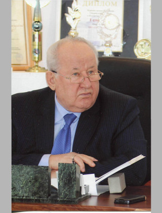 Серов Вячеслав Николаевич.