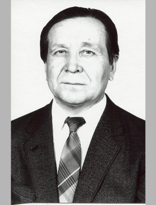 Адьякимов Валентин Кононович.